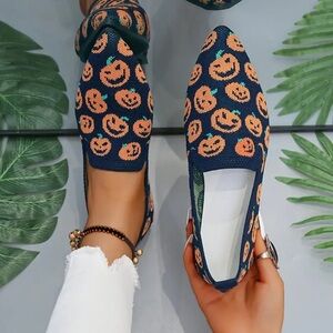 NWT New Pumpkin Halloween Shoes Flats Slip On Festive Fall Fabric Knit Point Toe
